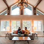 Basecamp Lodge Canmore
